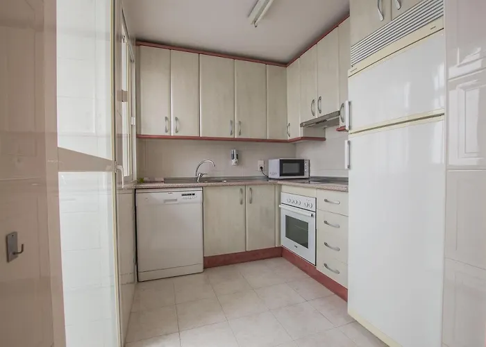 Apartamento céntrico con 2 dormitorios en Granada QH Puerta Real